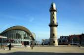 Warnemünde Teepott und Leuchtturm